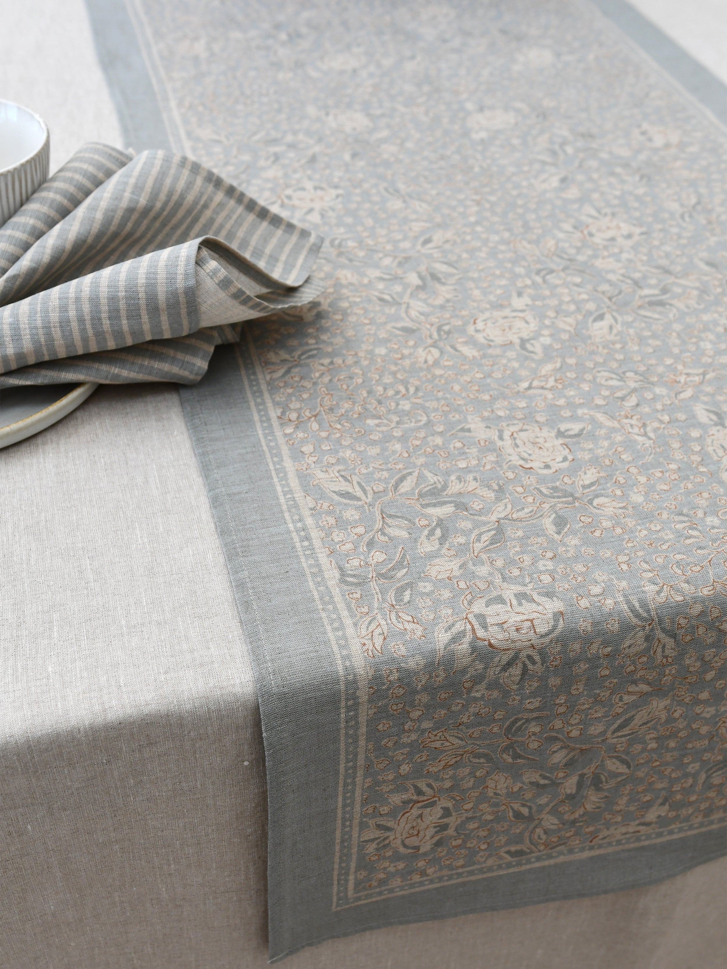 Bordslöpare Brudslöja - Disblå